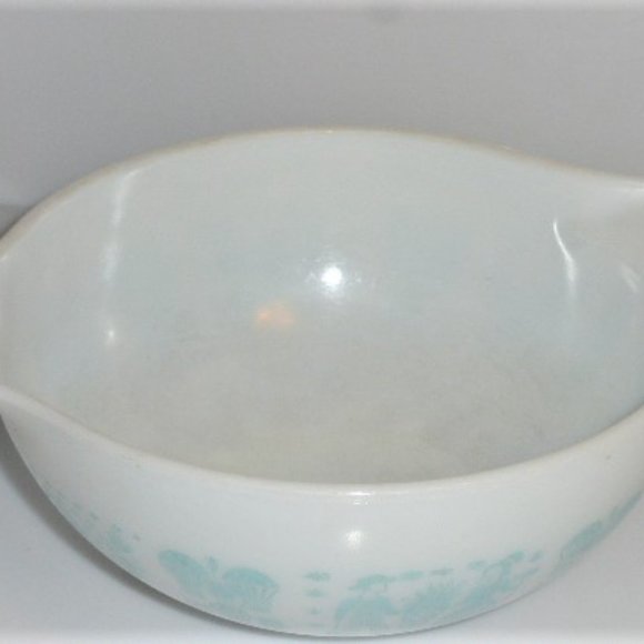 Pyrex MIXING BOWL Milk 2.5 QT Glass Bowl Serving Bowl Pyrex Ovenware # 443 U.S.A - Picture 2 of 7